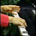 عکس تکنیک در پیانو - حرکت صحیح مچ دست