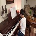 عکس پیانو زدنم در تولدم