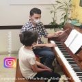 عکس آموزش ارزش زمانی نت ها به هنرجوی مهدیارعبداللهی مدرس پیانو
