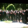 عکس یک دقیقه تشویق شجریان در مراسم خاکسپاری‌اش