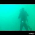 عکس رقص در عمق 3 متری آب