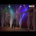 عکس اجرای زنده آهنگ نابرده رنج ازخواجه امیری در تلویزیون