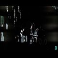 عکس موزیک ویدیوی «زیر سقف دودی» با صدای «سینا سرلک» (اجرای زنده)