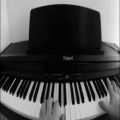 عکس پیانو سمفونی تنهایی (Yalnizlik senfonisi)