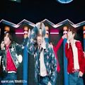 عکس اجرای اهنگ Dynamite از BTS تو برنامه 20201125 Best Artist