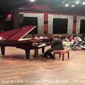 عکس اجرای قطعه پیانو Hunter in Ambush از Robert Schumann توسط فربد مرادی