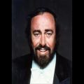 عکس اجرا آوه ماریا توسط لوچیانو پاواروتی .. Luciano Pavarotti