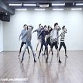 عکس تمرین رقص اهنگ FAKE LOVE از BTS