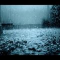 عکس موسیقی بی کلام غمگین پیانو همراه با بارش باران