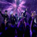 عکس اجرای آهنگ DNA از بی تی اس BTS در برنامه Ellen Show