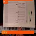 عکس آموزش پیانو - 10 درس هایی برای خواندن نت