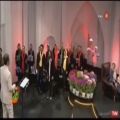 عکس اجرای قطعه «بارون بارونه» توسط گروه کر در برنامه نوروزترین نوروز