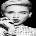 عکس آهنگ بی کلام Wrecking Ball از مایلی سایرس