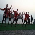عکس اجرا در کنار کشتی یونانی توسط گروه شایجان