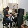 عکس اجرای پیانو توسط هنرجو آکادمی موسیقی سعادت