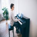 عکس آموزش پیانو | آموزش پیانو نوازی | یادگیری پیانو ( زیر و بم بودن صدا )