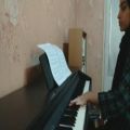 عکس از سرزمین های شمالی نوازندگی پیانو توسط ترانه دارستانی