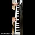 عکس آهنگ لئون با پیانو