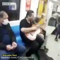 عکس آموزش گیتار/ گیتار در مترو/کلیپ شاد گیتار در مترو