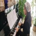 عکس اجرای آهنگ ( عزیز جون ) از انوشیروان روحانی با پیانو