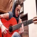 عکس گیتار نوازی زیبا از کیانا اکبری اصل