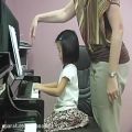 عکس آموزش پیانو برای مبتدیان. ورزش برای هماهنگی دستها
