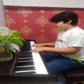 عکس اهنگ شهزاده ی رویای من با پیانو ازرادین ذوالفقاری