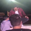عکس مرور خاطرات خوندن یک طرفدار توسط پسر بچه در کنسرت محسن ابراهیم زاده