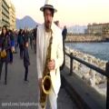 عکس اجراي خياباني ساكسيفون اهنگ dance monkey