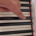 عکس پیانو کرگ مدل Korg LP180 سفید رنگ
