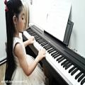 عکس آهنگ مادر بهار 5 ساله پیانو