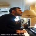 عکس اجرای اهنگی از فرشید امین با پیانو