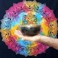 عکس کاسه تبتی دست ساز اصل _ طرح مشکی طلایی _قطر ۱۳