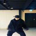 عکس میکس رقص پسر کره ای