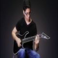 عکس نوازندگی با گیتار الکتریک ESP LTD MH-1001NT