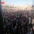 عکس حضور پر شور مردم برای همخوانی «سلام فرمانده» در کرمان