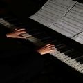عکس Playing piano(: