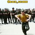 عکس رقصیدن جذاب سربازها