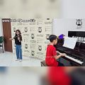 عکس همنوازی ویلن و پیانو در آموزشگاه موسیقی فرهنگ و هنر کرج