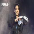 عکس اجرای عضو بی تی اس جونگکوک در جام جهانی fifa 2022