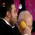 عکس اجرای زنده آهنگ دوست دارم بابک جهانبخش در تلوزیون