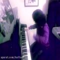 عکس اجرای پیانو شهزاده رویاها توسط سامان احتشامی (قدیمی)