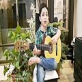 عکس اجرای اهنگ نازنین مریم با گیتار توسط امیرحسام