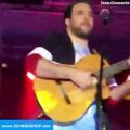 عکس اجرای زنده علی عبدالمالکی با گیتار