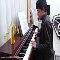 عکس سراب نوازندگی پیانو توسط امیرحسین احمدیان