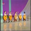 عکس گروه نوازنده کودکان کره شمالی و اجرای قطعات جیپسی