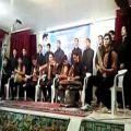 عکس اجرایی زیبای سرود سرزمین من توسط گروه سنتی دبیرستان زنده یاد صادقی