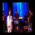 عکس اجرای فوق العاده ترانه معین توسط محمد اصفهانی کنسرت 13 تیر 92