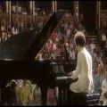 عکس پیانو زیبا از یوگنی كیسین - La Campanella