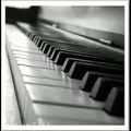عکس ....پیانو زدن هوای گریه....